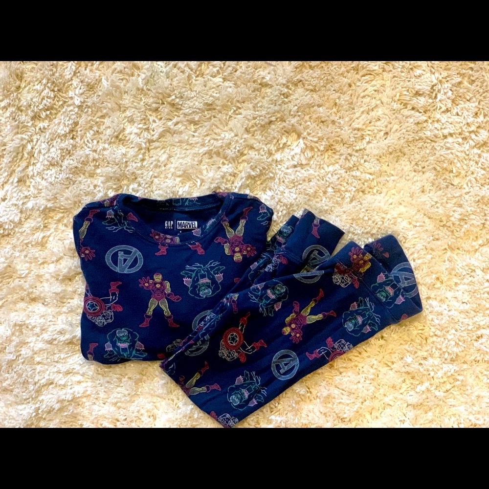 Gap Kids Marvel Avengers PJ Set